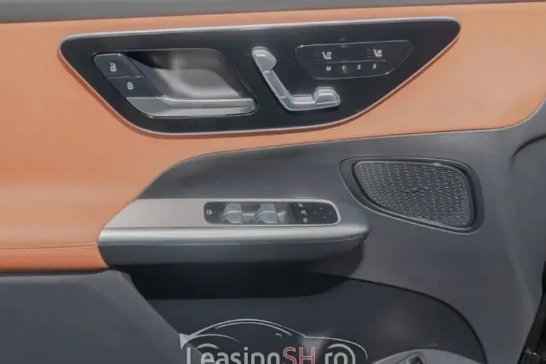 Mercedes-Benz 300 din 2024 cu 14.500 km - oferta MER99486 - foto 3