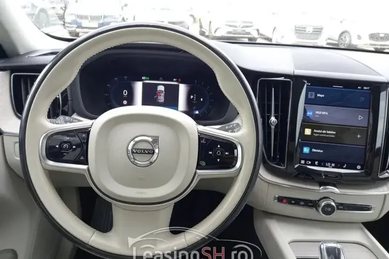 Volvo XC60 din 2022 cu 72.390 km - oferta VOL95920 - foto 4
