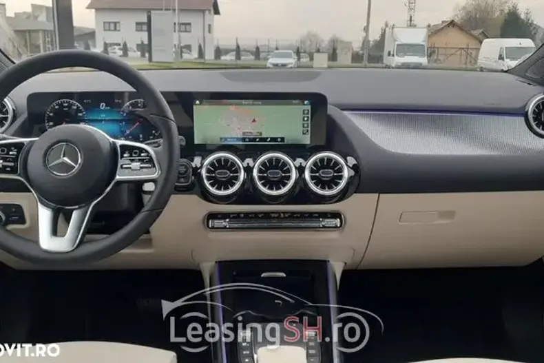 Mercedes-Benz 200 4MATIC Aut. din 2023 cu 43.929 km - oferta MER102515 - foto 4