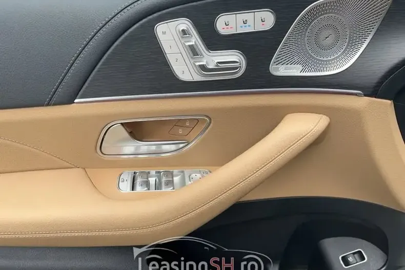 Mercedes-Benz 300 din 2024 cu 13.000 km - oferta MER96976 - foto 9