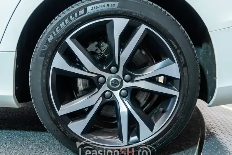 Volvo V60 din 2021 cu 118.400 km - oferta VOL101841 - foto 38