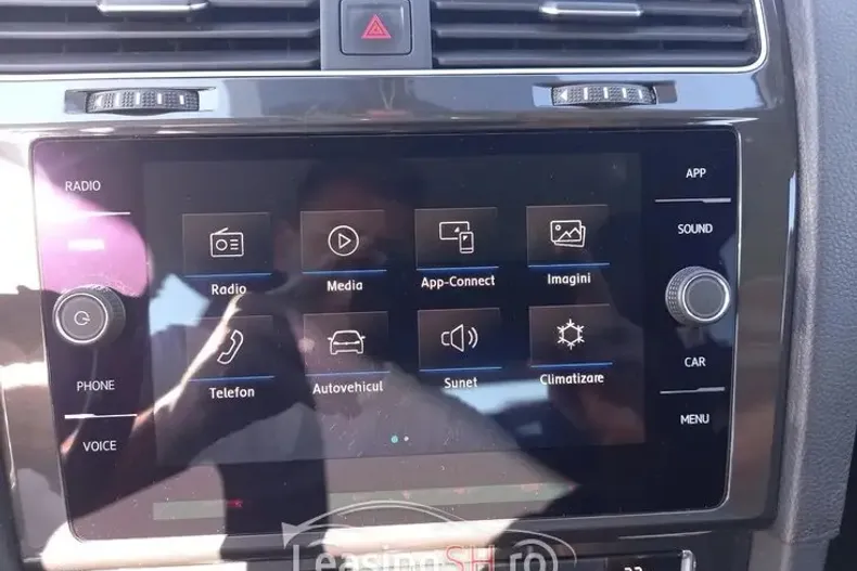 Volkswagen Golf din 2019 cu 72.596 km - oferta VOL102065 - foto 6