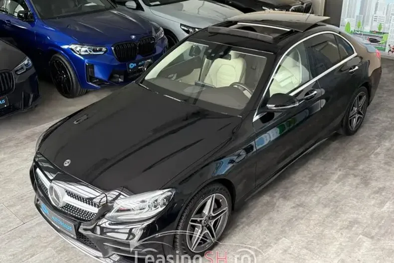 Mercedes-Benz 300 din 2021 cu 131.991 km - oferta MER99095 - foto 1