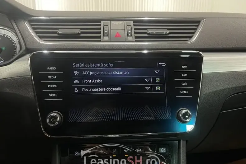 Skoda Superb din 2021 cu 30.446 km - oferta SKO102632 - foto 20