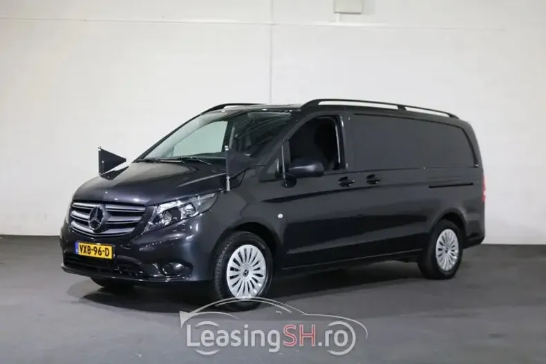 Mercedes-Benz Vito din 2023 cu 7.038 km - oferta MER96778 - foto 1