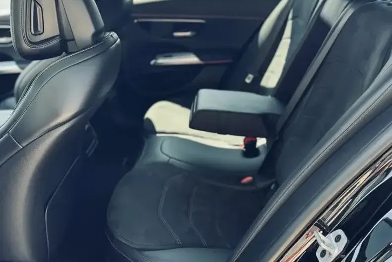 Mercedes-Benz 200 din 2024 cu 47.000 km - oferta MER96300 - foto 32