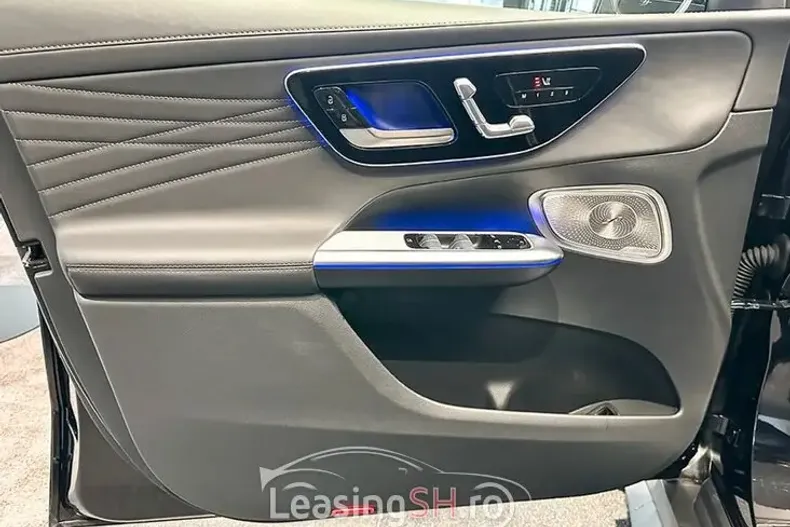 Mercedes-Benz 300 din 2023 cu 30.619 km - oferta MER96251 - foto 4