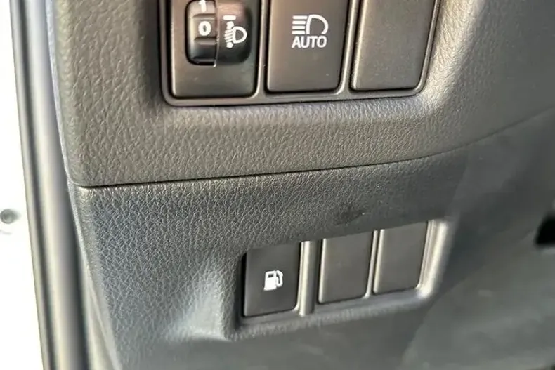 Toyota C-HR din 2022 cu 106.000 km - oferta TOY100771 - foto 33