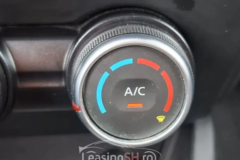 Dacia Duster din 2020 cu 79.399 km - oferta DAC101282 - foto 23