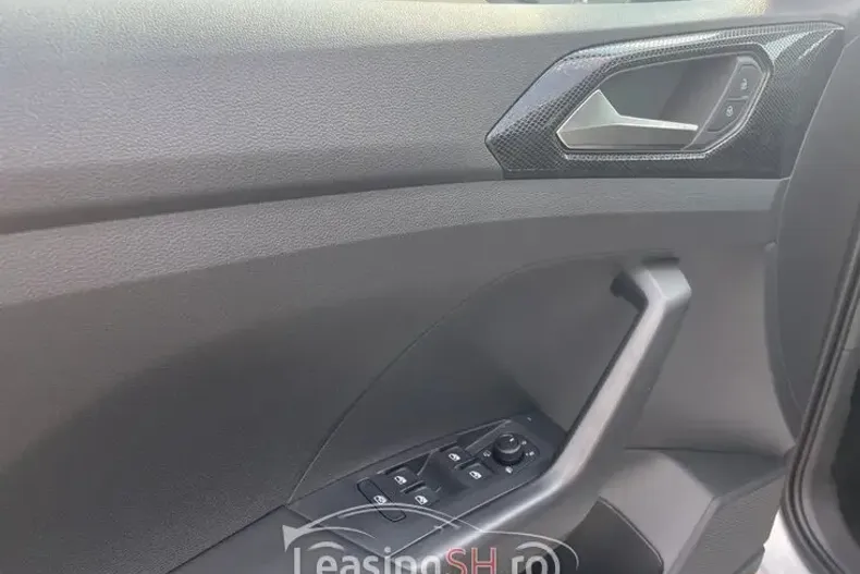 Volkswagen T-Cross din 2025 cu 1 km - oferta VOL101327 - foto 12