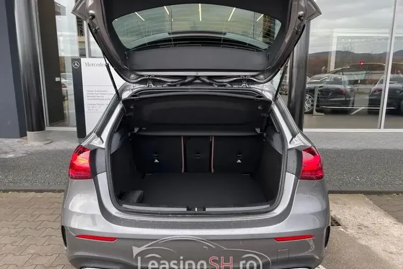 Mercedes-Benz 200 din 2024 cu 2.900 km - oferta MER94079 - foto 3