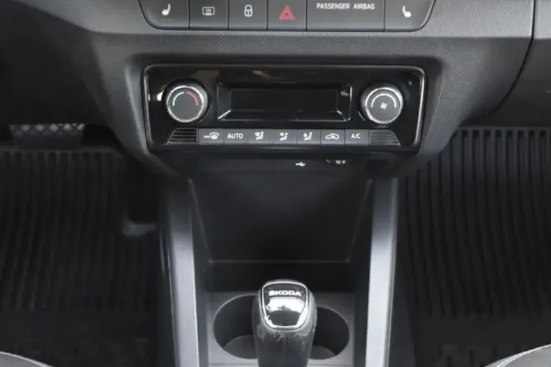 Skoda Fabia din 2021 cu 60.268 km - oferta SKO102264 - foto 36