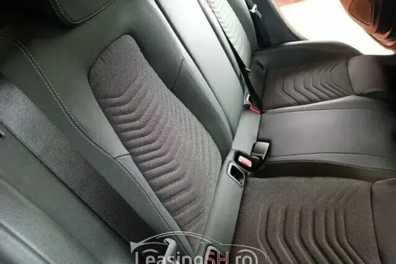 Mercedes-Benz 180 din 2023 cu 7.000 km - oferta MER99617 - foto 4