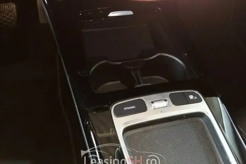 Mercedes-Benz 180 din 2023 cu 7.000 km - oferta MER99617 - foto 6