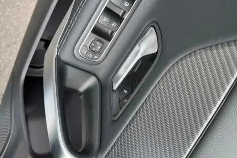 Mercedes-Benz 180 din 2025 cu 10 km - oferta MER97636 - foto 11