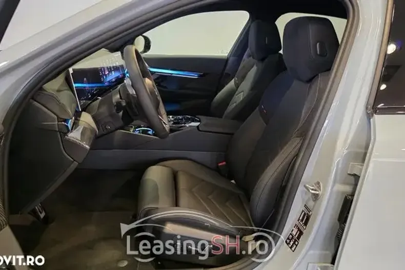 BMW 520d din 2025 cu 6.000 km - oferta BMW102906 - foto 12