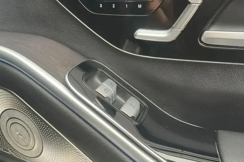 Mercedes-Benz 350 din 2021 cu 60.650 km - oferta MER99449 - foto 40