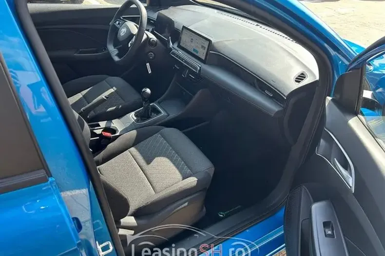 MG MG3 din 2025 cu 3.200 km - oferta MG0101242 - foto 24