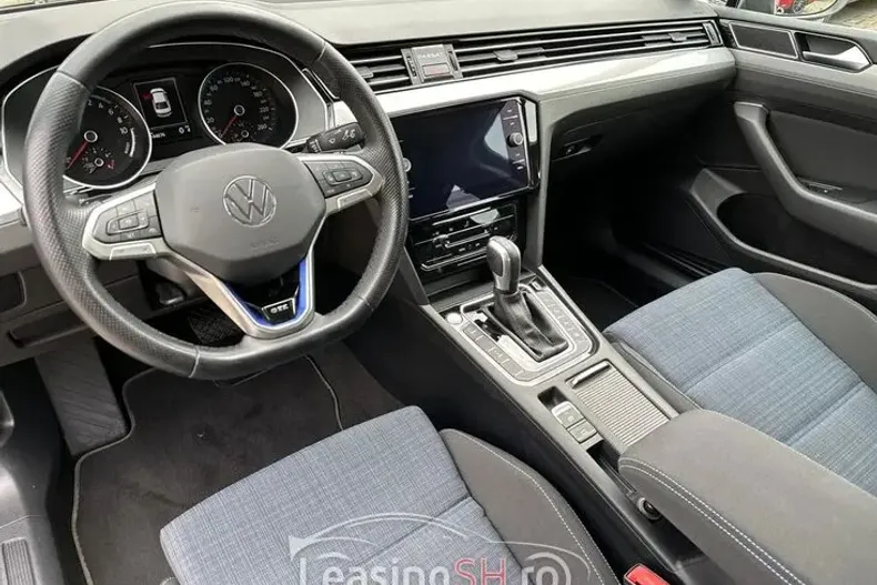 Volkswagen Passat din 2021 cu 144.876 km - oferta VOL100770 - foto 26