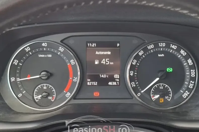 Skoda Octavia din 2023 cu 82.152 km - oferta SKO102936 - foto 25