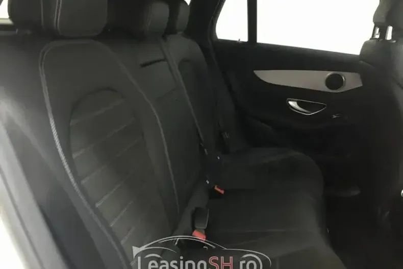 Mercedes-Benz EQC din 2023 cu 4.000 km - oferta MER97825 - foto 2