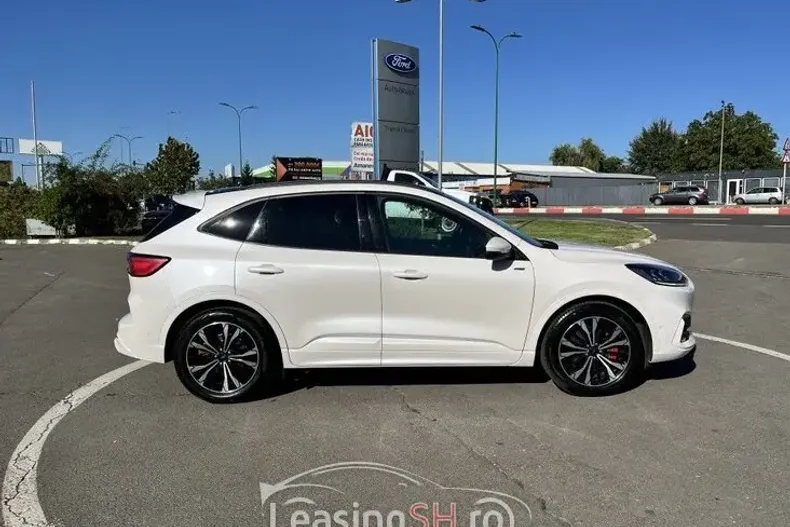 Ford Kuga din 2020 cu 130.851 km - oferta FOR102859 - foto 3