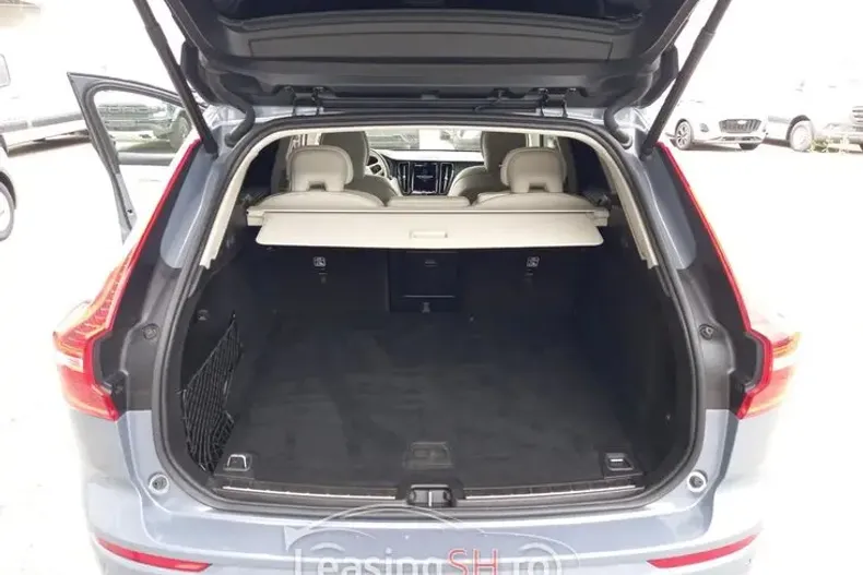 Volvo XC60 din 2022 cu 72.390 km - oferta VOL95920 - foto 21