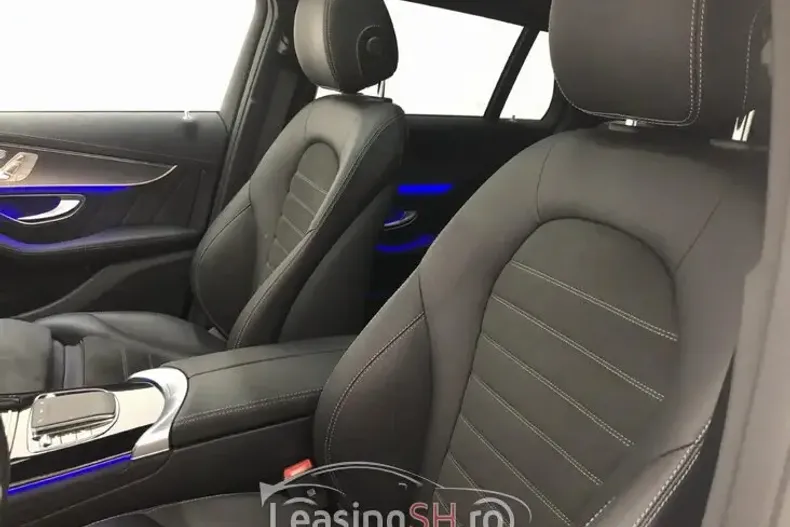 Mercedes-Benz EQC din 2023 cu 4.000 km - oferta MER97825 - foto 4