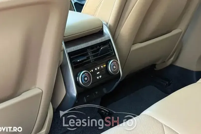 Land Rover Range Rover din 2023 cu 24.991 km - oferta LAN93129 - foto 3