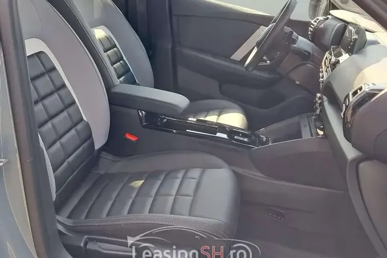 Citroën C4 din 2025 cu 8.800 km - oferta CIT103084 - foto 13