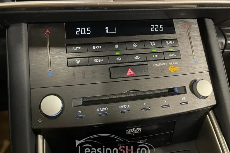 Lexus Seria IS din 2019 cu 168.046 km - oferta LEX103169 - foto 15