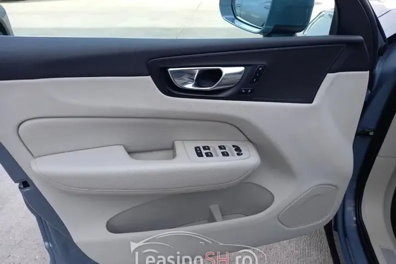 Volvo XC60 din 2022 cu 72.390 km - oferta VOL95920 - foto 6