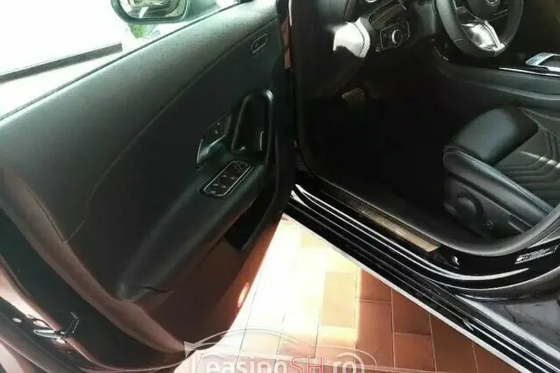 Mercedes-Benz 180 din 2023 cu 7.000 km - oferta MER99617 - foto 12