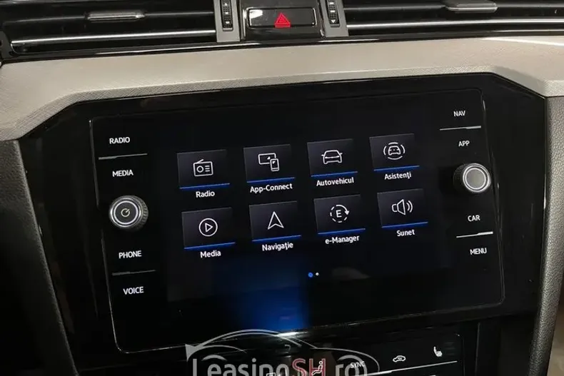 Volkswagen Passat din 2021 cu 71.438 km - oferta VOL102624 - foto 18