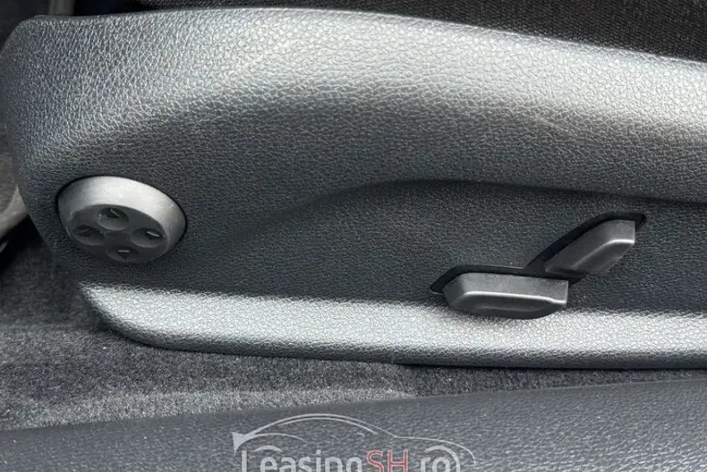 Mercedes-Benz 300 din 2021 cu 35.987 km - oferta MER99024 - foto 38