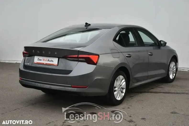 Skoda Octavia din 2023 cu 32.350 km - oferta SKO94633 - foto 2