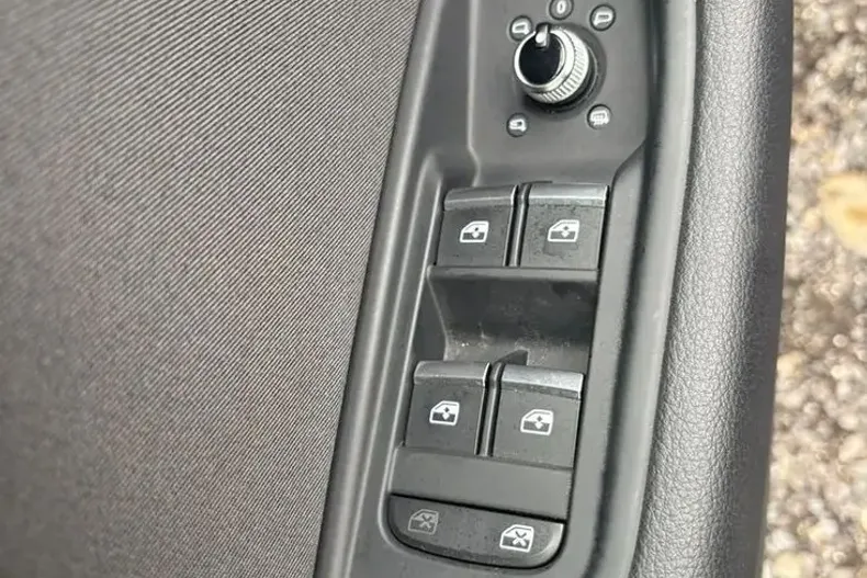 Audi A4 din 2023 cu 46.778 km - oferta AUD102927 - foto 12