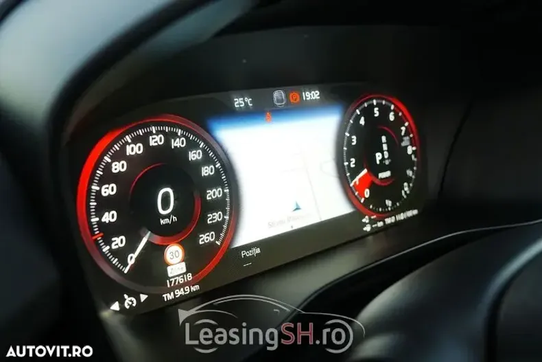 Volvo XC40 din 2020 cu 177.600 km - oferta VOL103236 - foto 24