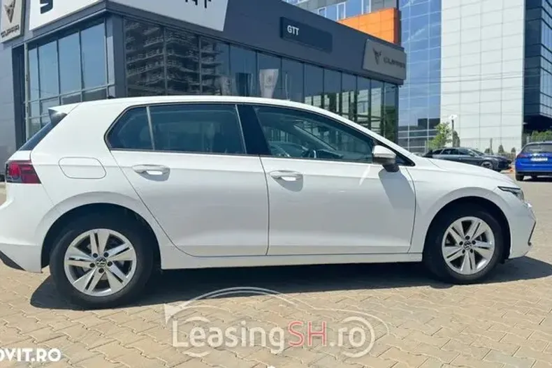 Volkswagen Golf din 2024 cu 51.600 km - oferta VOL100401 - foto 5