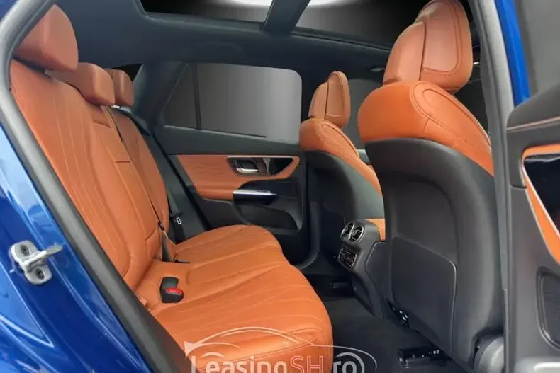 Mercedes-Benz 300 din 2023 cu 8.990 km - oferta MER98959 - foto 2