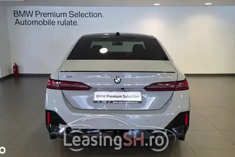 BMW 520d din 2025 cu 6.000 km - oferta BMW102906 - foto 3