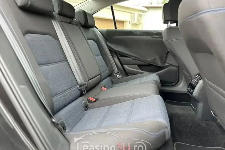 Volkswagen Passat din 2021 cu 144.876 km - oferta VOL101614 - foto 7