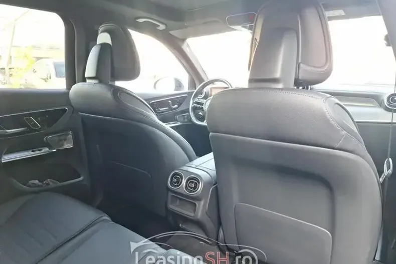 Mercedes-Benz 300 din 2023 cu 51.286 km - oferta MER100103 - foto 4