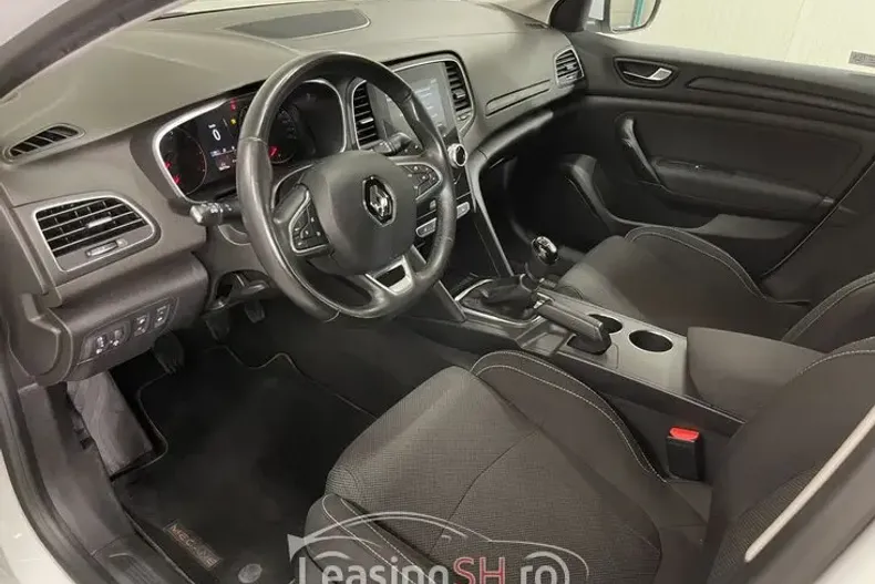 Renault Megane din 2023 cu 58.373 km - oferta REN102975 - foto 12