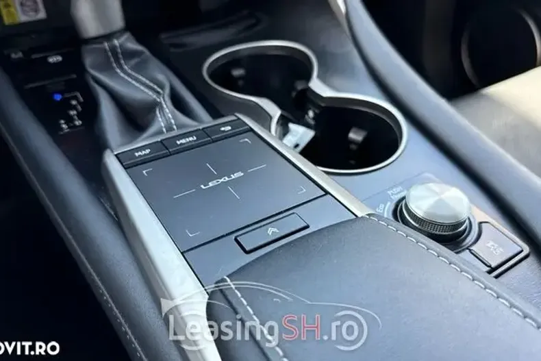 Lexus Seria RX din 2021 cu 50.444 km - oferta LEX100389 - foto 27