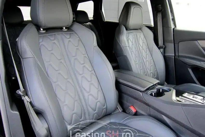 Peugeot 5008 din 2021 cu 153.913 km - oferta PEU103249 - foto 37