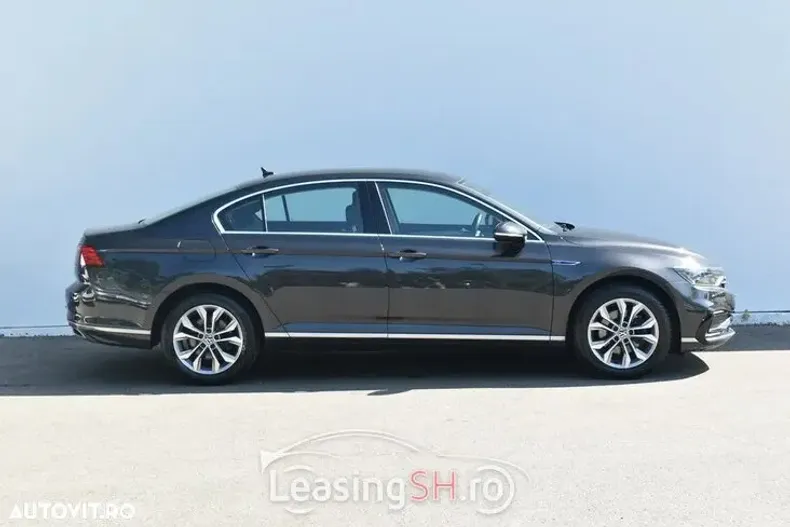 Volkswagen Passat din 2020 cu 88.437 km - oferta VOL95867 - foto 5