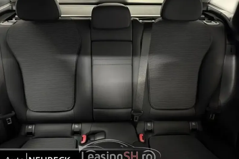 Mercedes-Benz 220 din 2024 cu 11.000 km - oferta MER96537 - foto 8