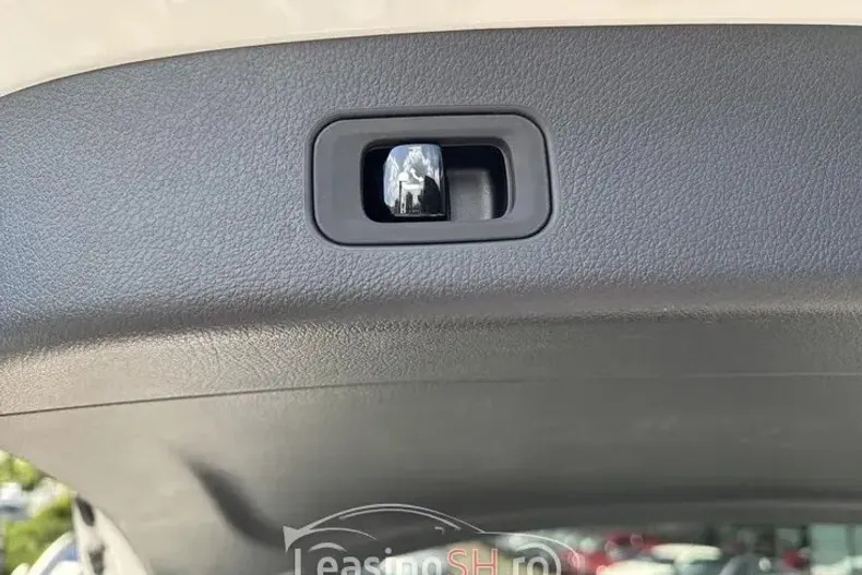 Mercedes-Benz 300 din 2023 cu 17.443 km - oferta MER101654 - foto 8