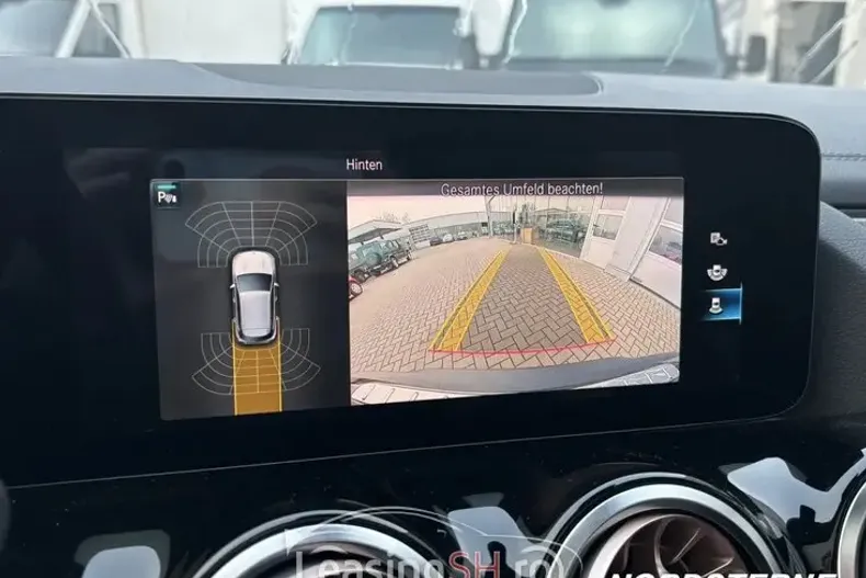 Mercedes-Benz EQA din 2021 cu 36.765 km - oferta MER99963 - foto 3